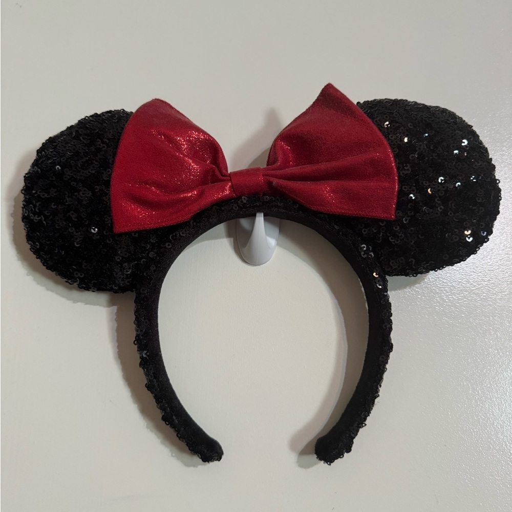 Disney Parks classic black with red bow ears
